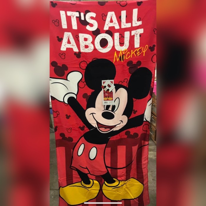 Serviette mickey brodé au prénom