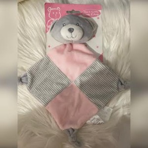 Doudou rose et gris brodé...