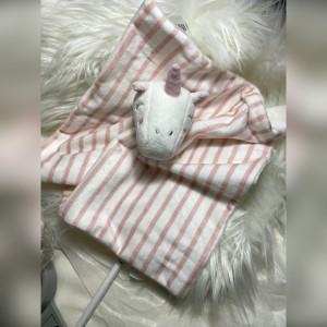 Doudou licorne brodé au prénom