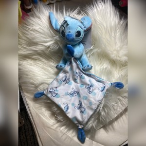 Doudou stich brodé au prénom